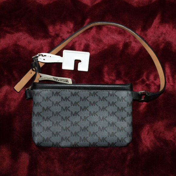 Michael Kors belt bag/fanny pack NEW WITH TAGS - Picture 2 of 5